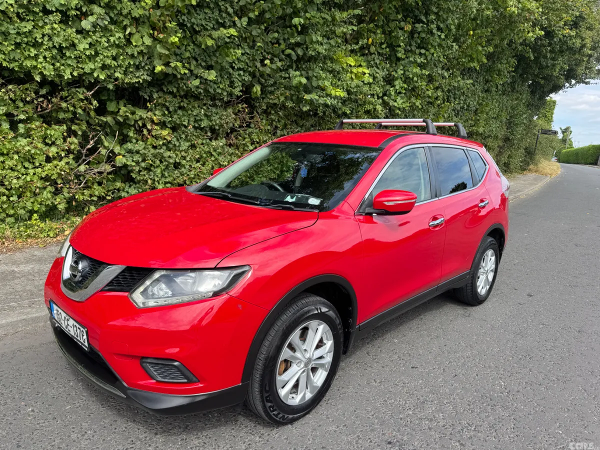 Nissan X-Trail SUV, Diesel, 2015, Red