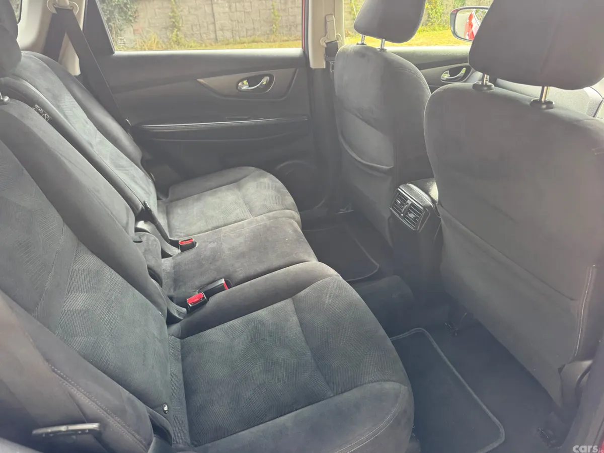 Nissan X-Trail SUV, Diesel, 2015, Red
