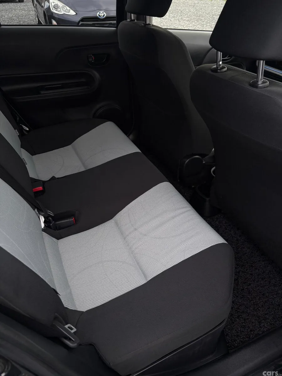 Toyota Aqua Hatchback, Petrol Hybrid, 2014, Black