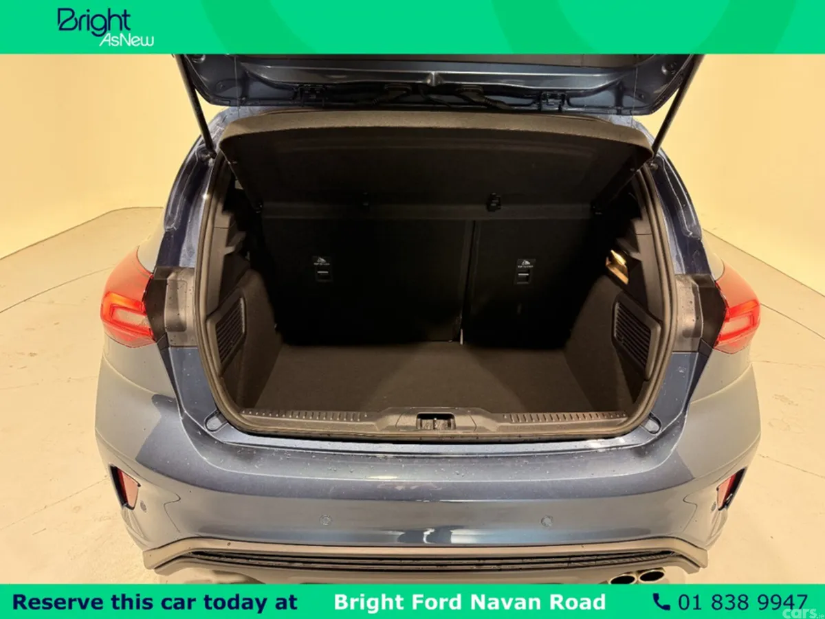 Ford Focus Hatchback, Petrol, 2026, Blue