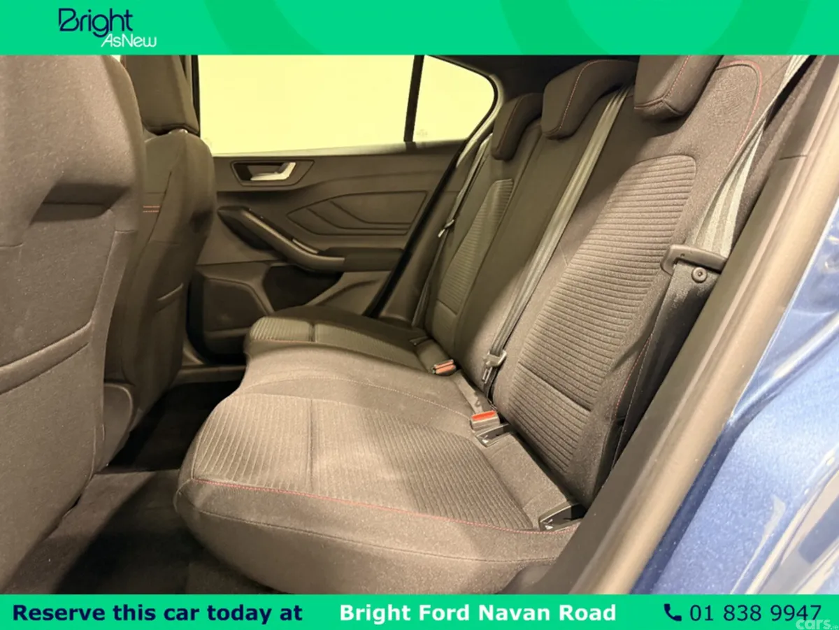 Ford Focus Hatchback, Petrol, 2026, Blue