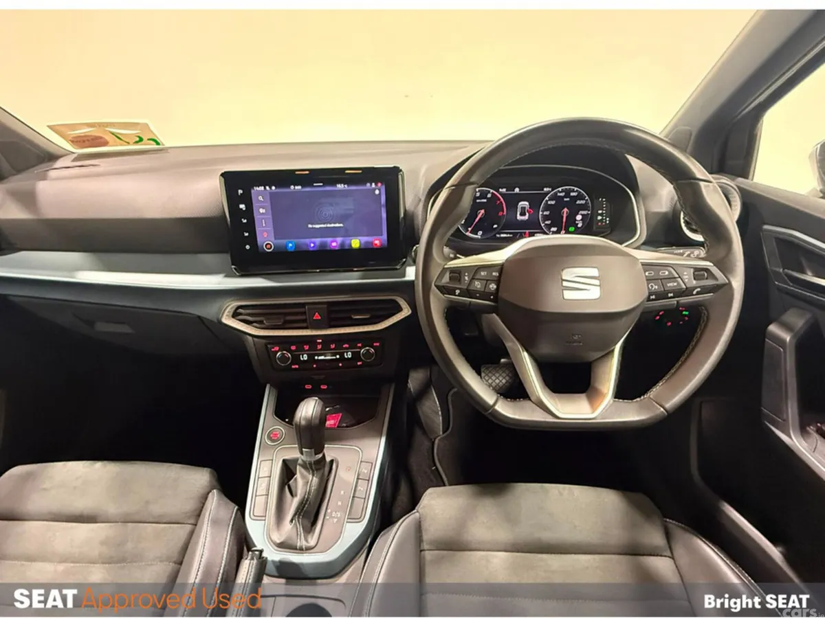 SEAT Arona Hatchback, Petrol, 2023, Green