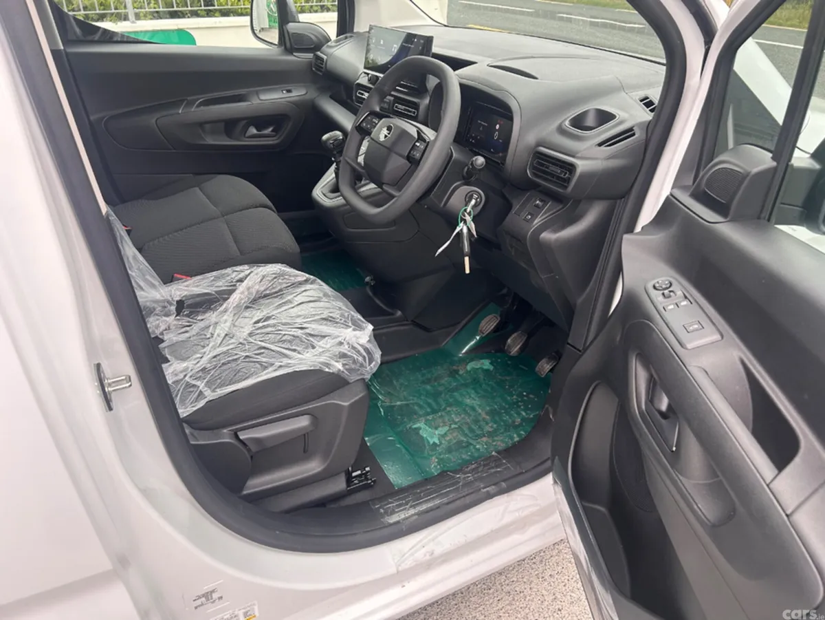 Opel Combo Van, Diesel, 2026, White