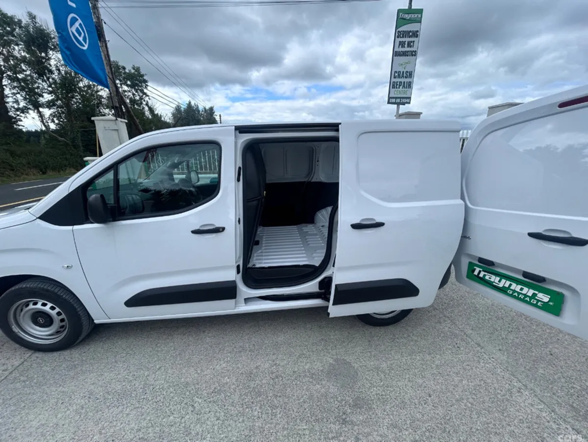 Opel Combo Van, Diesel, 2026, White