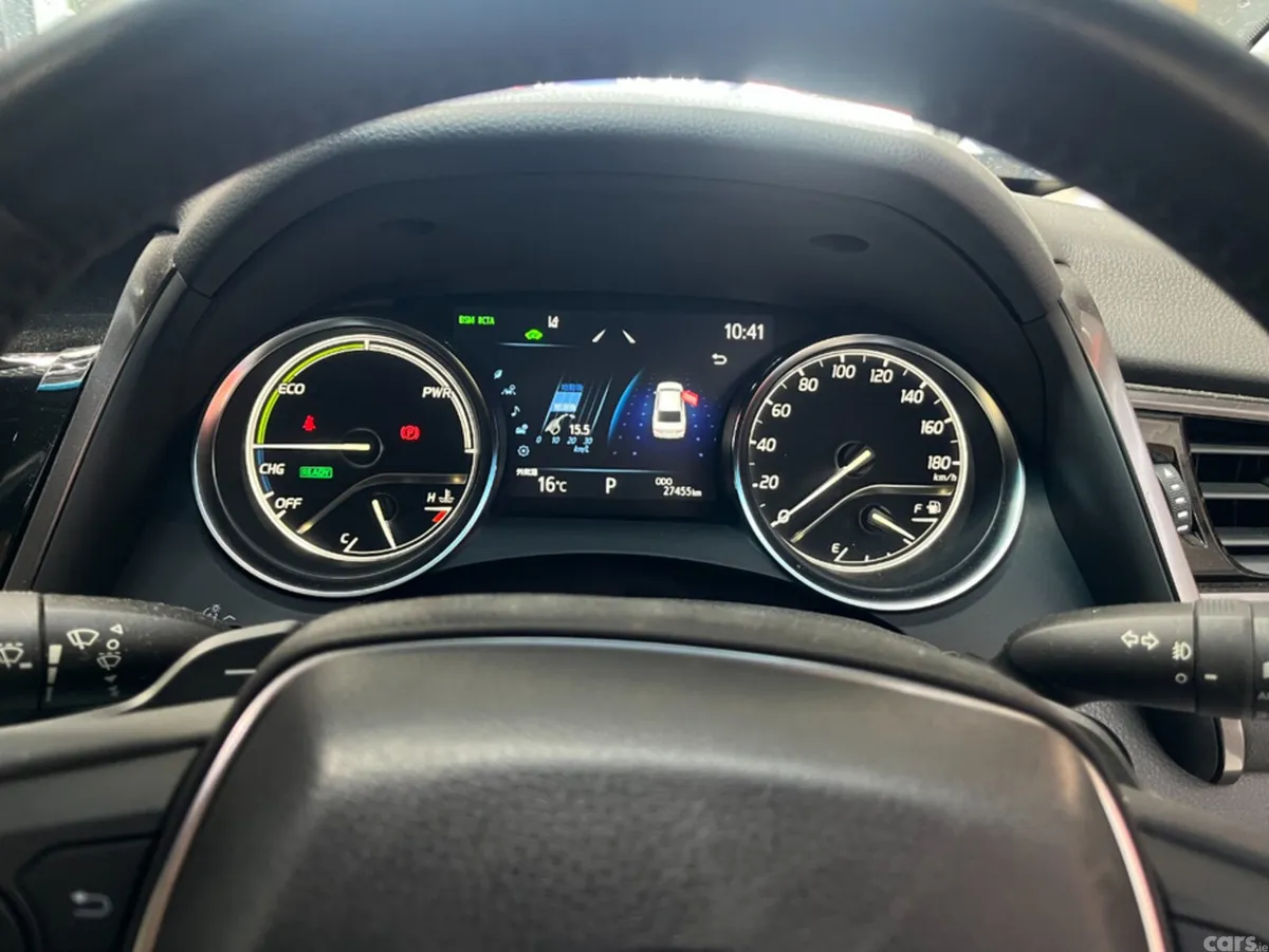 Toyota Camry Saloon, Petrol, 2023, White