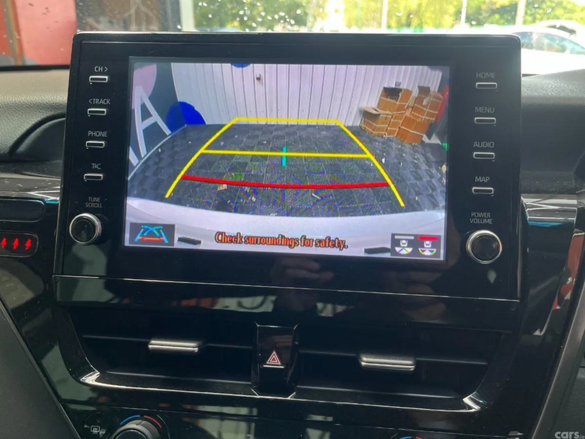Toyota Camry Saloon, Petrol, 2023, White