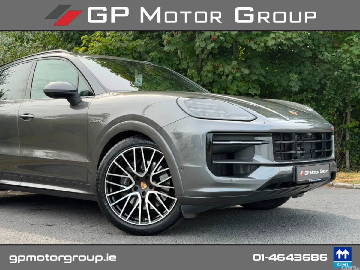 Porsche Cayenne Estate, Petrol Plug-in Hybrid, 2024, Grey