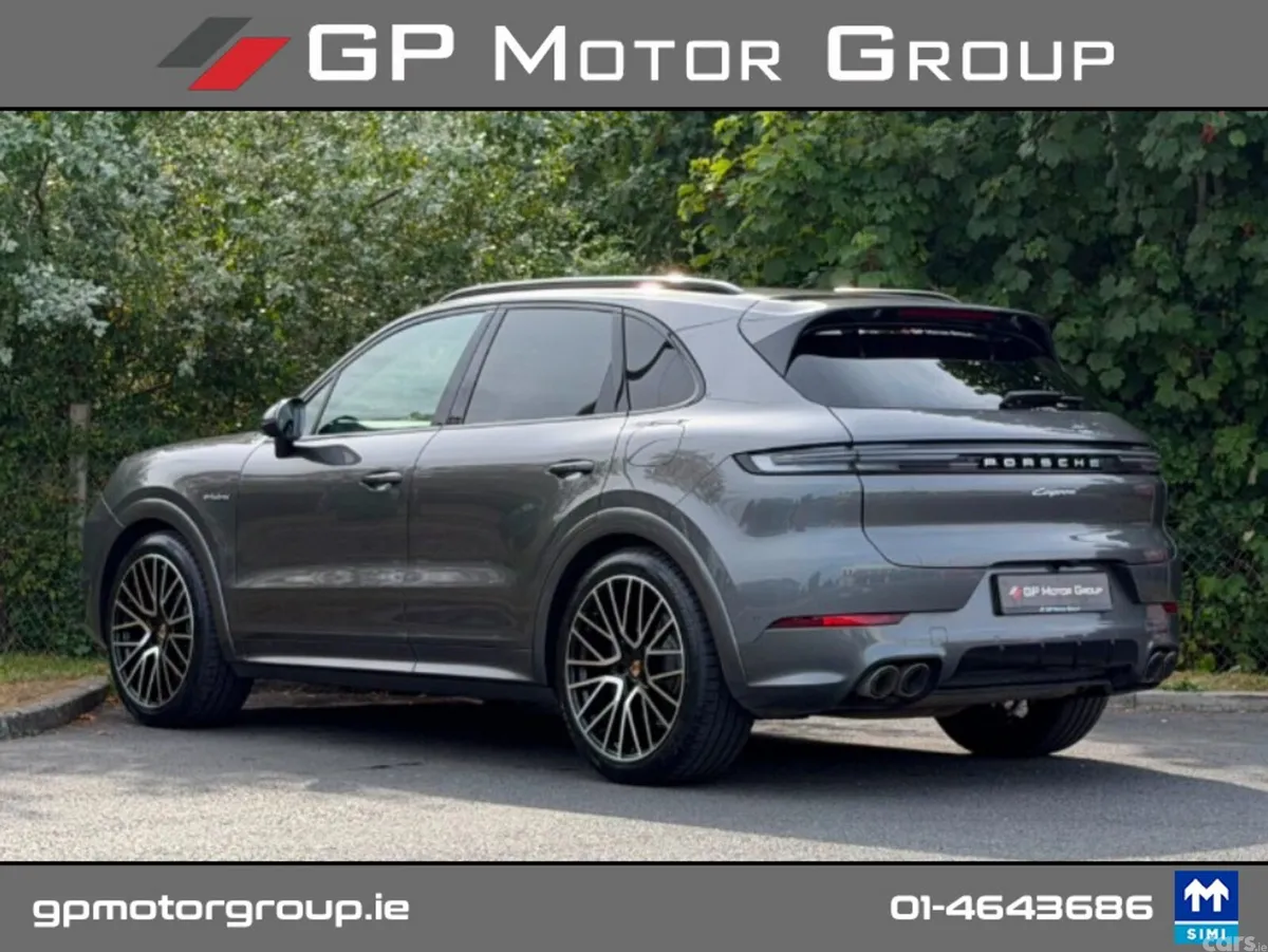 Porsche Cayenne Estate, Petrol Plug-in Hybrid, 2024, Grey
