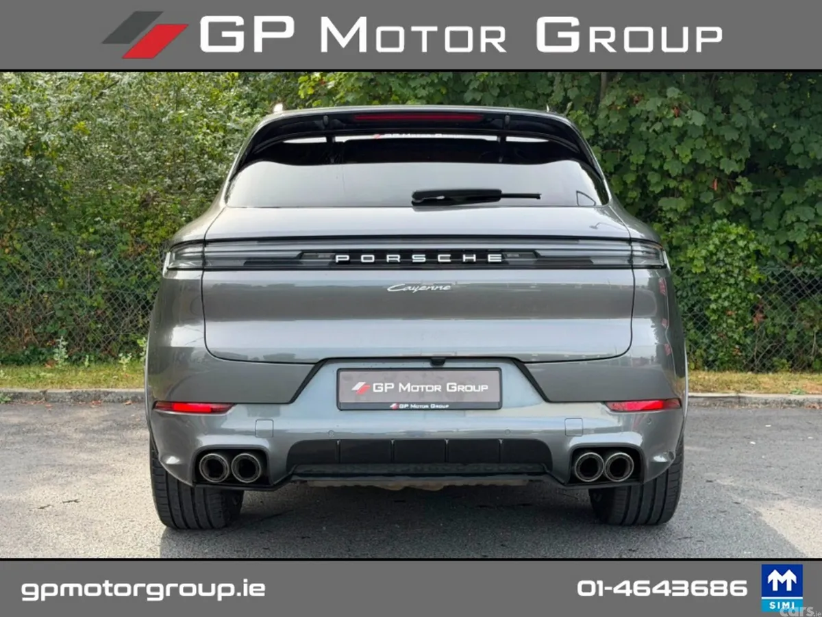 Porsche Cayenne Estate, Petrol Plug-in Hybrid, 2024, Grey