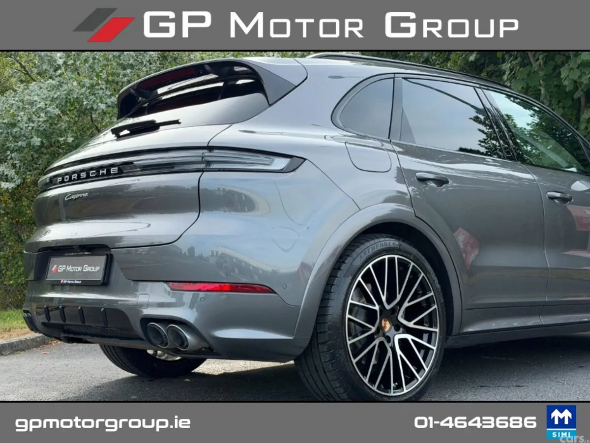 Porsche Cayenne Estate, Petrol Plug-in Hybrid, 2024, Grey