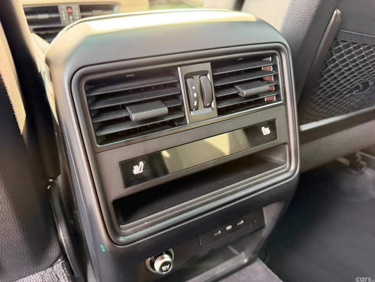 Porsche Cayenne Estate, Petrol Plug-in Hybrid, 2024, Grey
