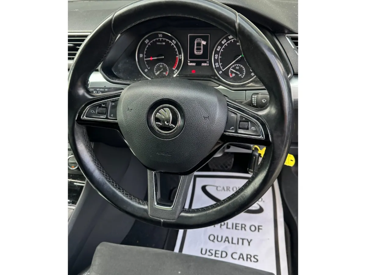 Skoda Superb Hatchback, Diesel, 2016, Black