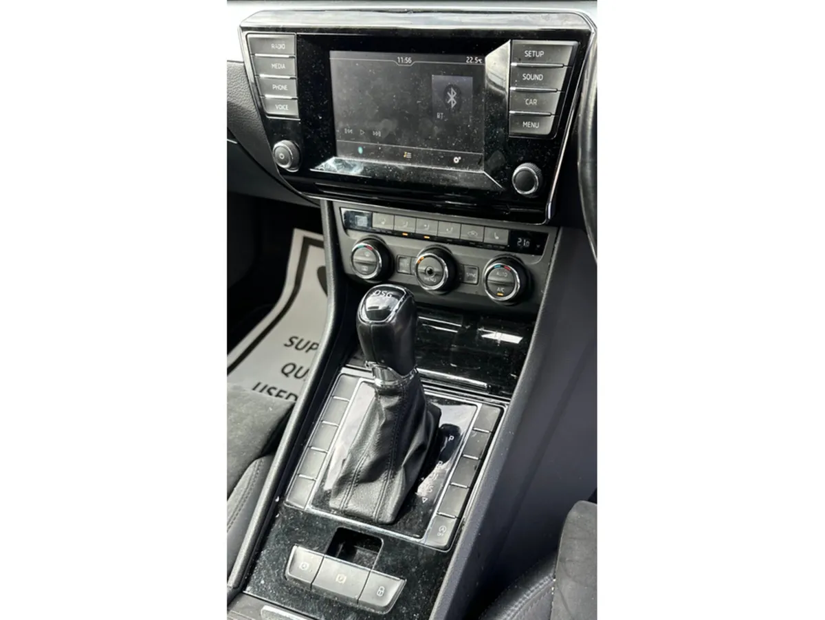 Skoda Superb Hatchback, Diesel, 2016, Black