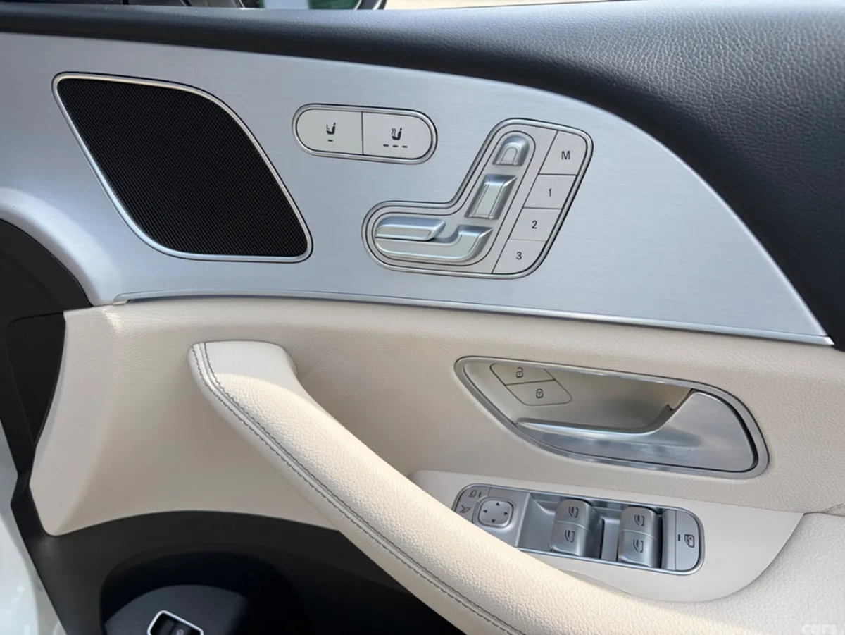 Mercedes-Benz GLE SUV, Diesel Hybrid, 2022, White