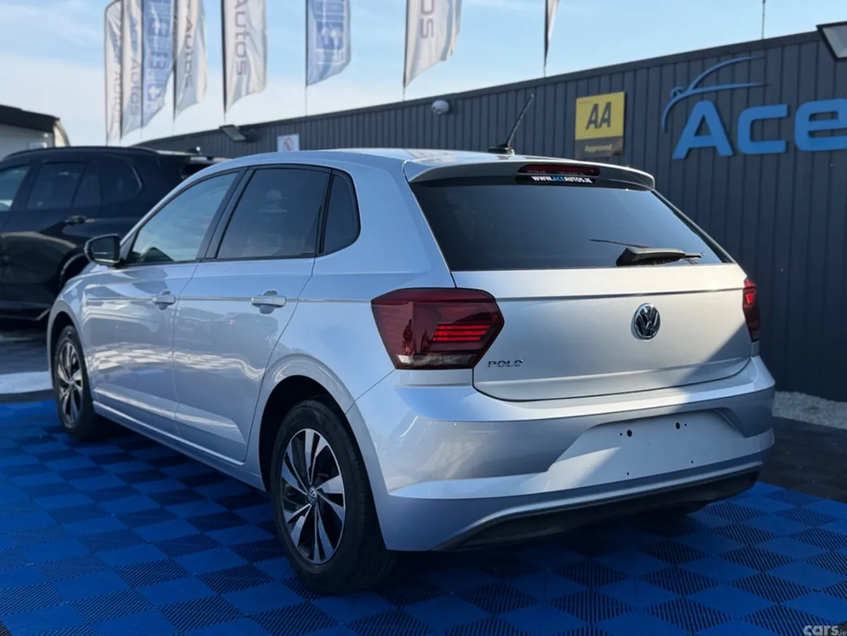 Volkswagen Polo Hatchback, Petrol, 2018, Silver