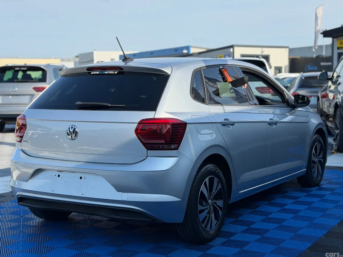 Volkswagen Polo Hatchback, Petrol, 2018, Silver