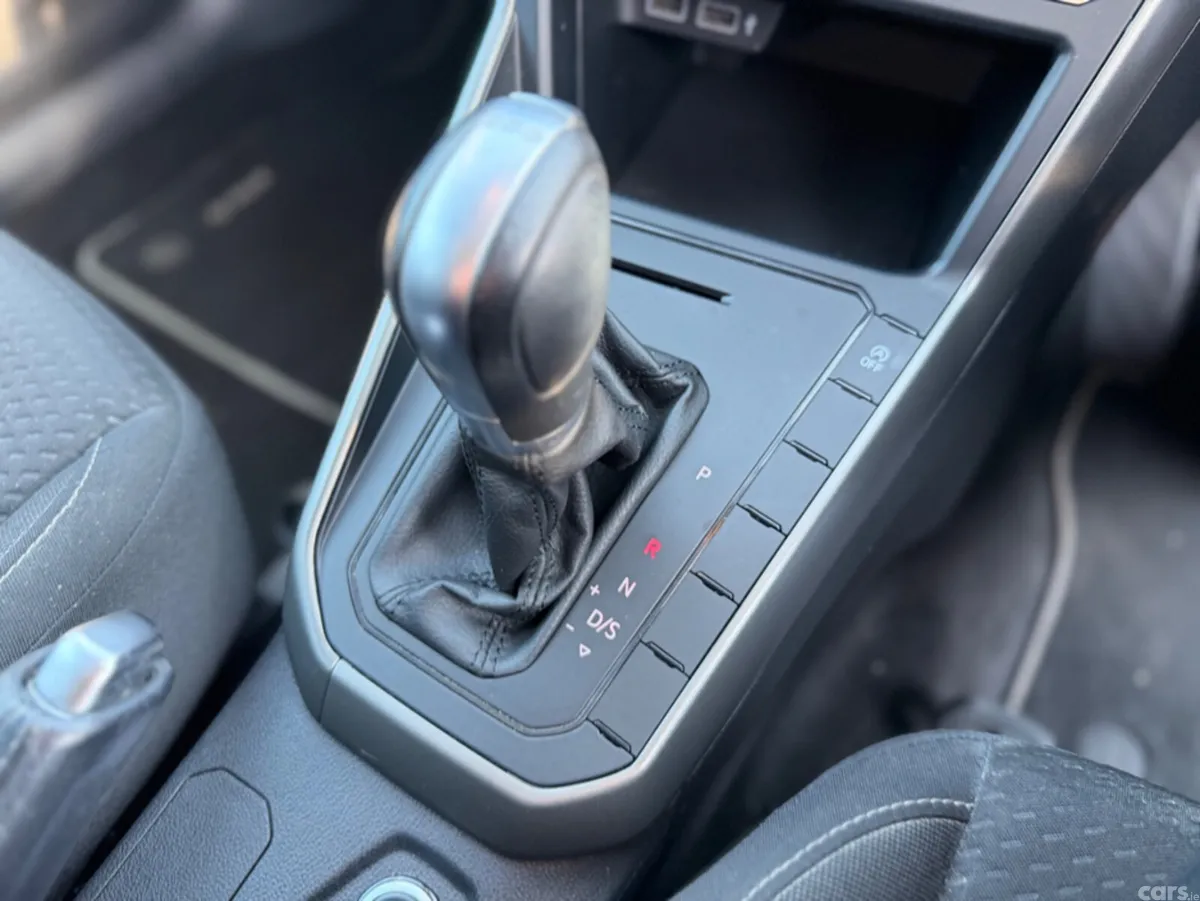 Volkswagen Polo Hatchback, Petrol, 2018, Silver