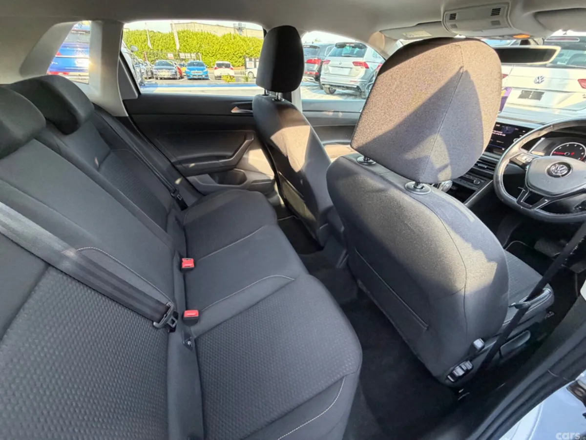 Volkswagen Polo Hatchback, Petrol, 2018, Silver