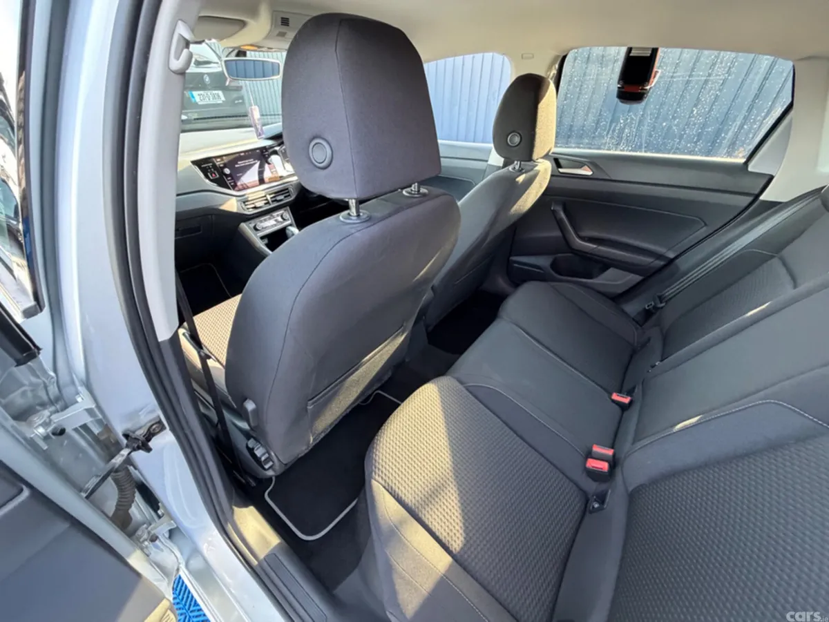 Volkswagen Polo Hatchback, Petrol, 2018, Silver