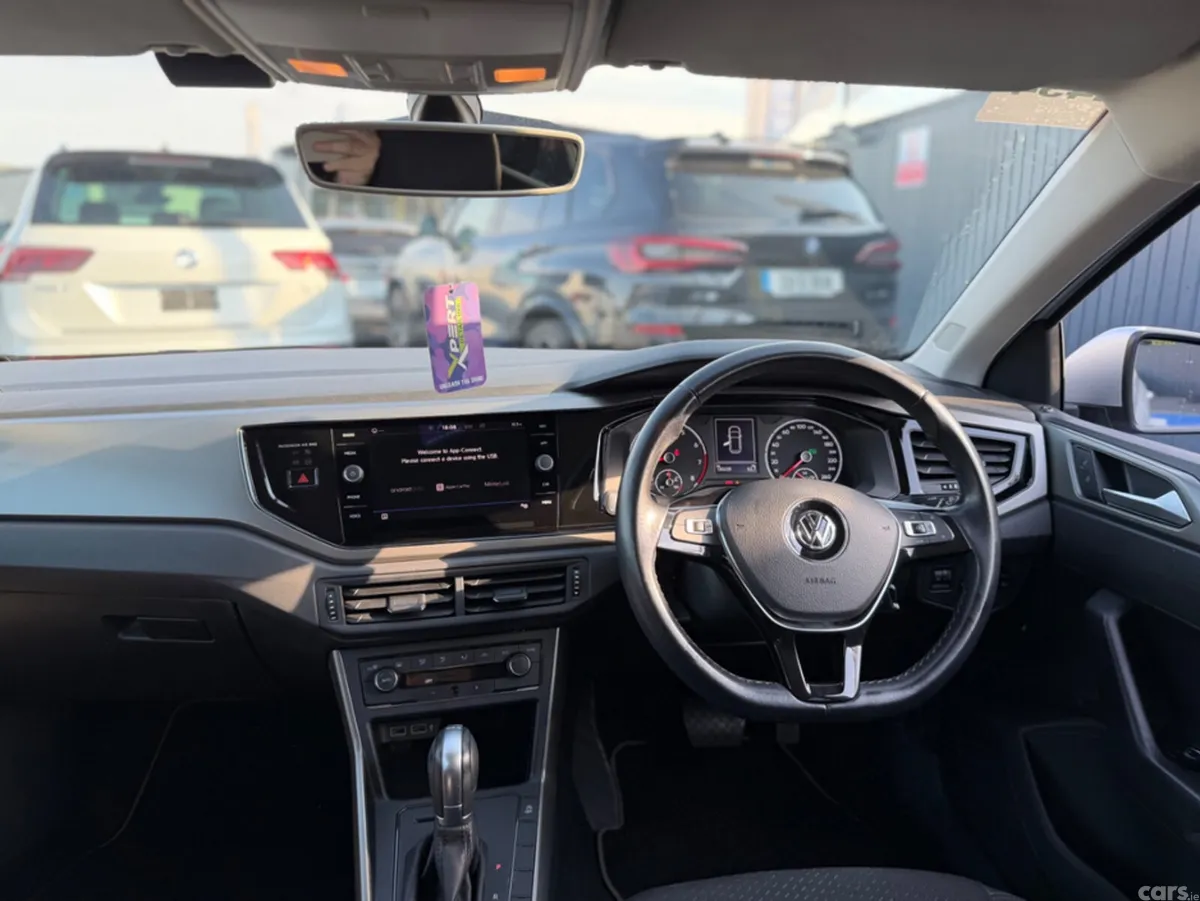 Volkswagen Polo Hatchback, Petrol, 2018, Silver