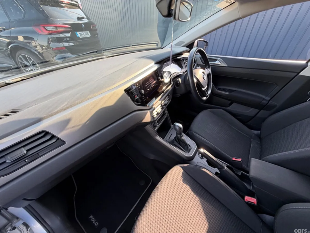 Volkswagen Polo Hatchback, Petrol, 2018, Silver