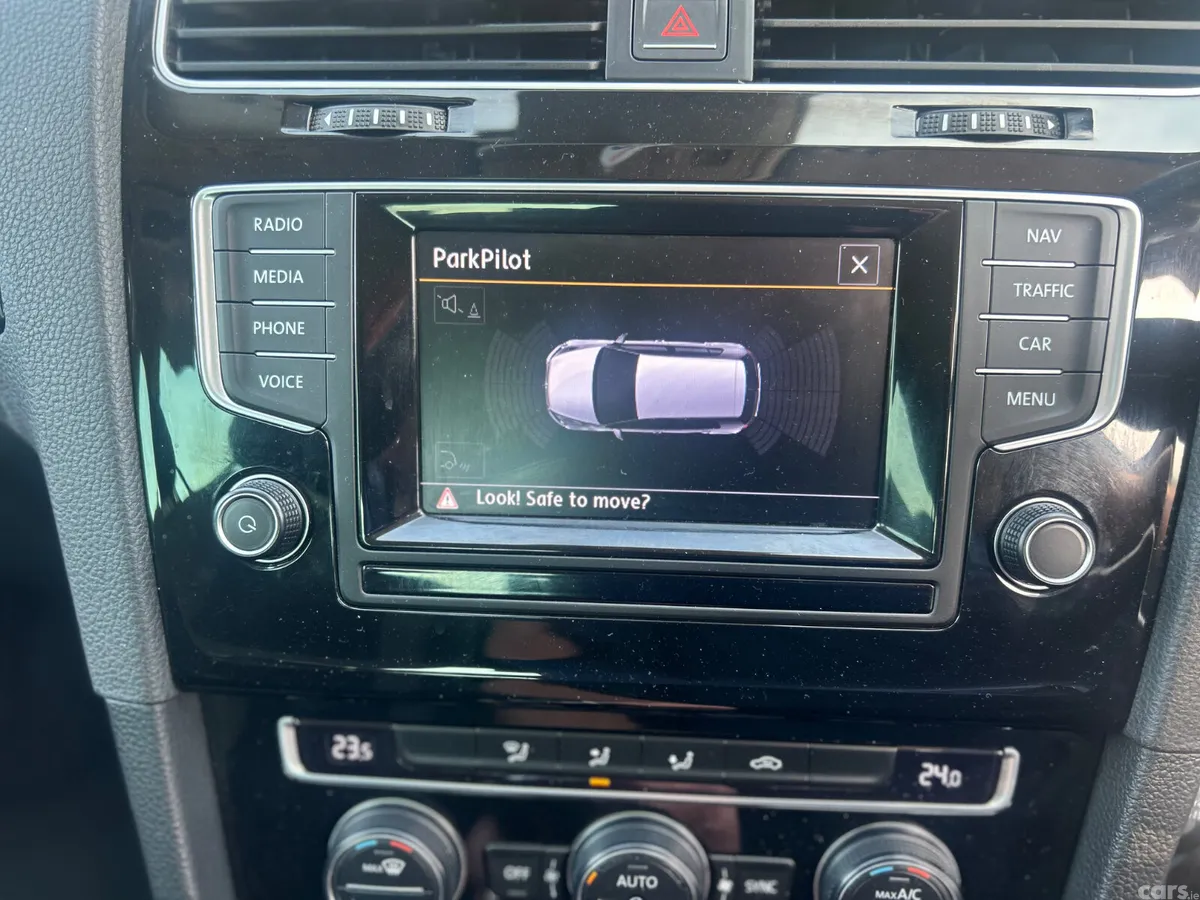Volkswagen Golf Estate, Diesel, 2016, Silver