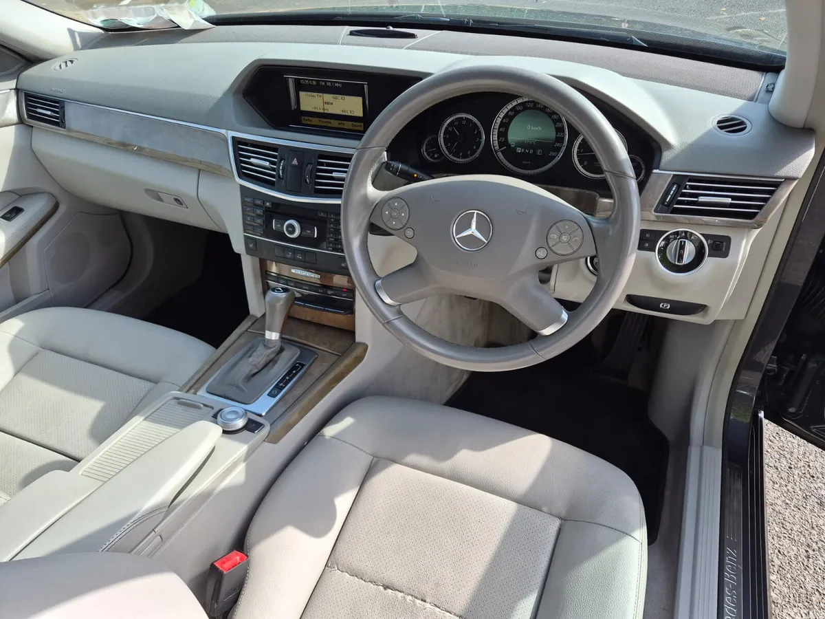 Mercedes-Benz E-Class Saloon, Diesel, 2012, Grey