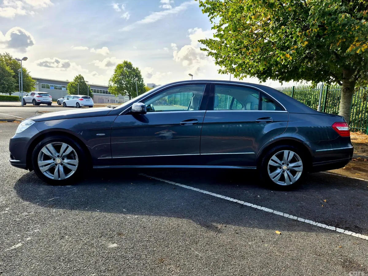 Mercedes-Benz E-Class Saloon, Diesel, 2012, Grey