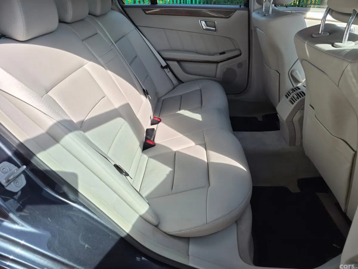 Mercedes-Benz E-Class Saloon, Diesel, 2012, Grey