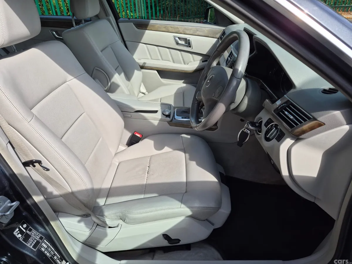 Mercedes-Benz E-Class Saloon, Diesel, 2012, Grey