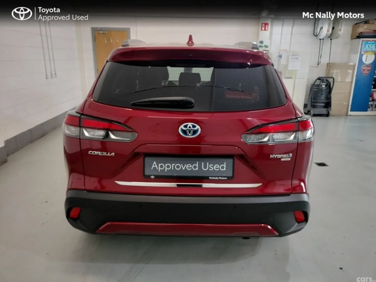 Toyota Corolla Cross Hatchback, Petrol Hybrid, 2023, Red