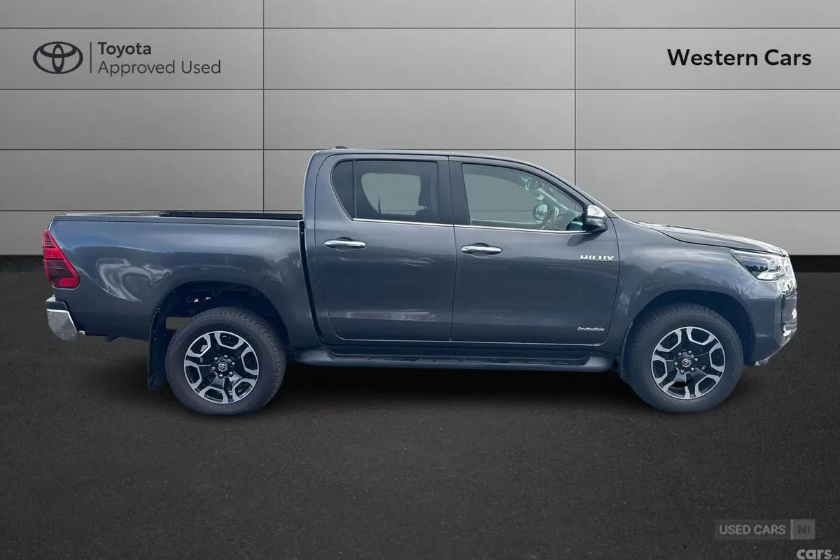 Toyota Hilux Pick Up, Diesel, 2022, Grey