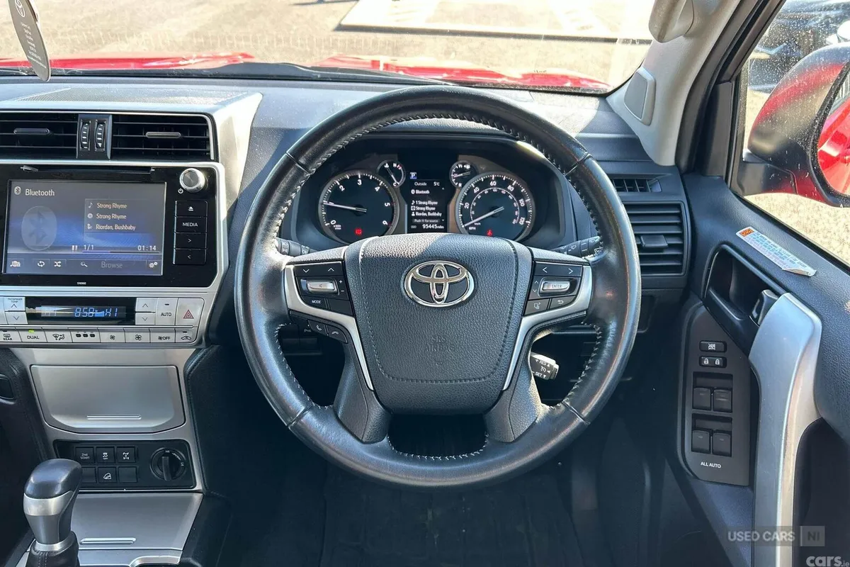 Toyota Land Cruiser , Diesel, 2019, Red