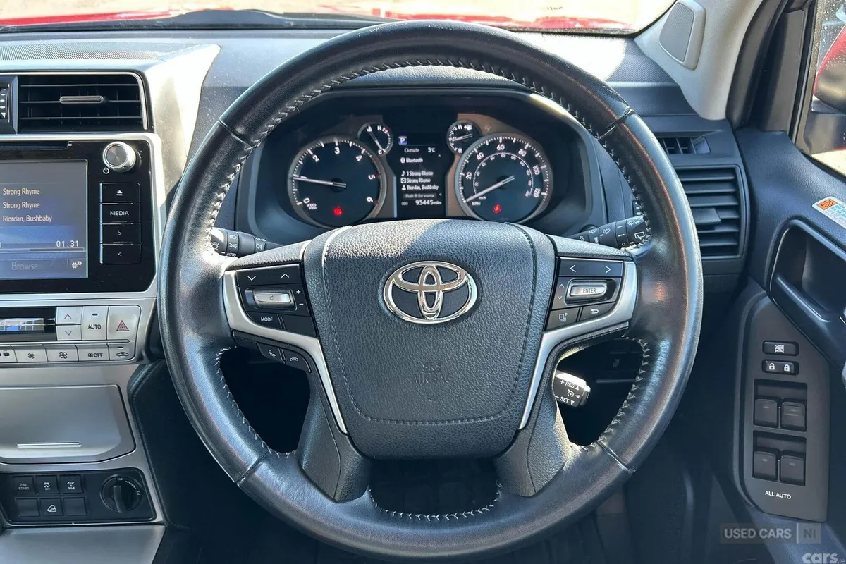 Toyota Land Cruiser , Diesel, 2019, Red