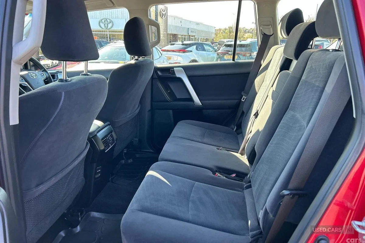 Toyota Land Cruiser , Diesel, 2019, Red