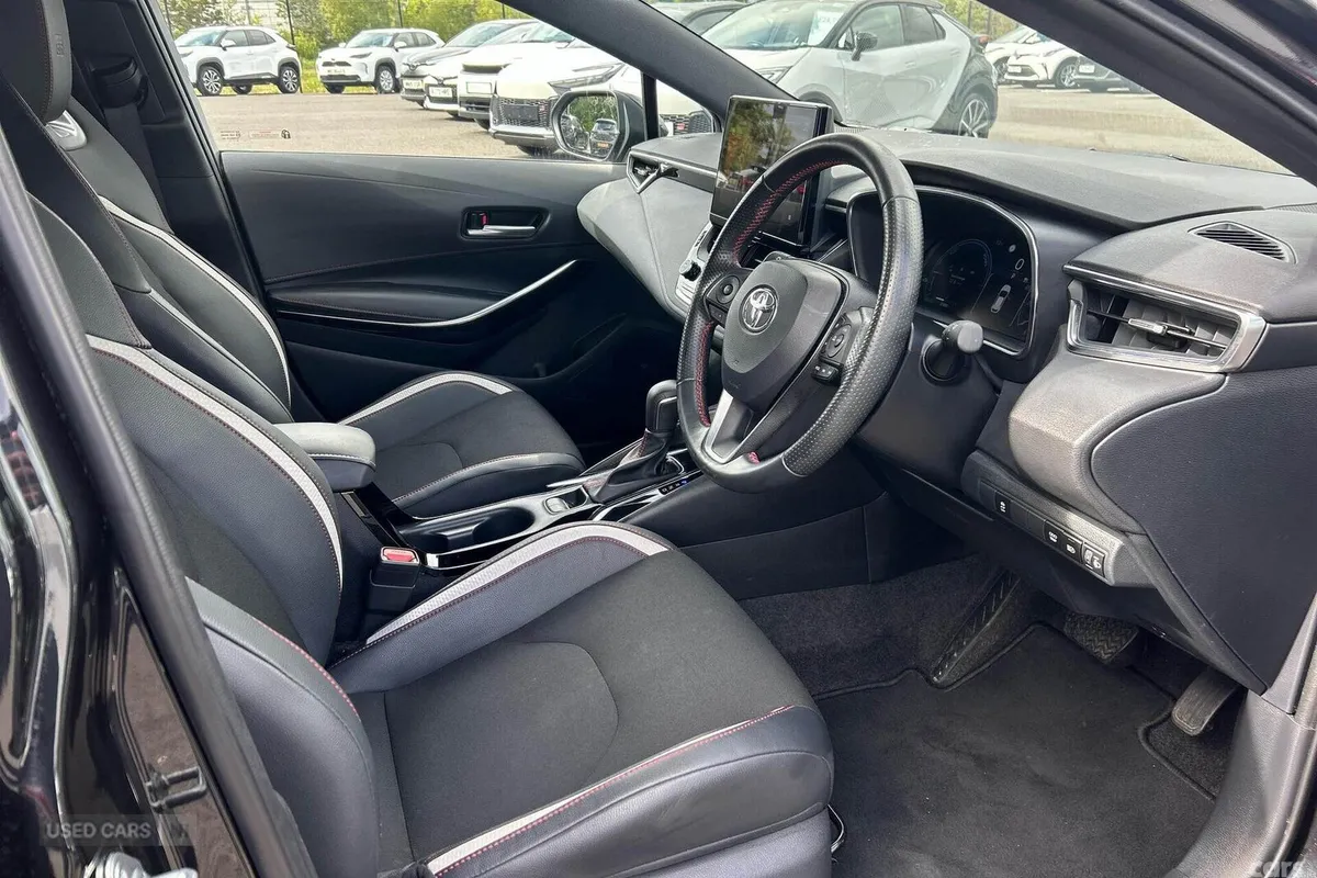 Toyota Corolla Hatchback, Petrol Hybrid, 2024, Black