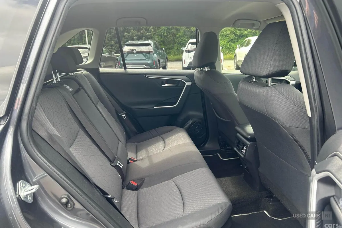 Toyota RAV4 SUV, Petrol Hybrid, 2019, Grey