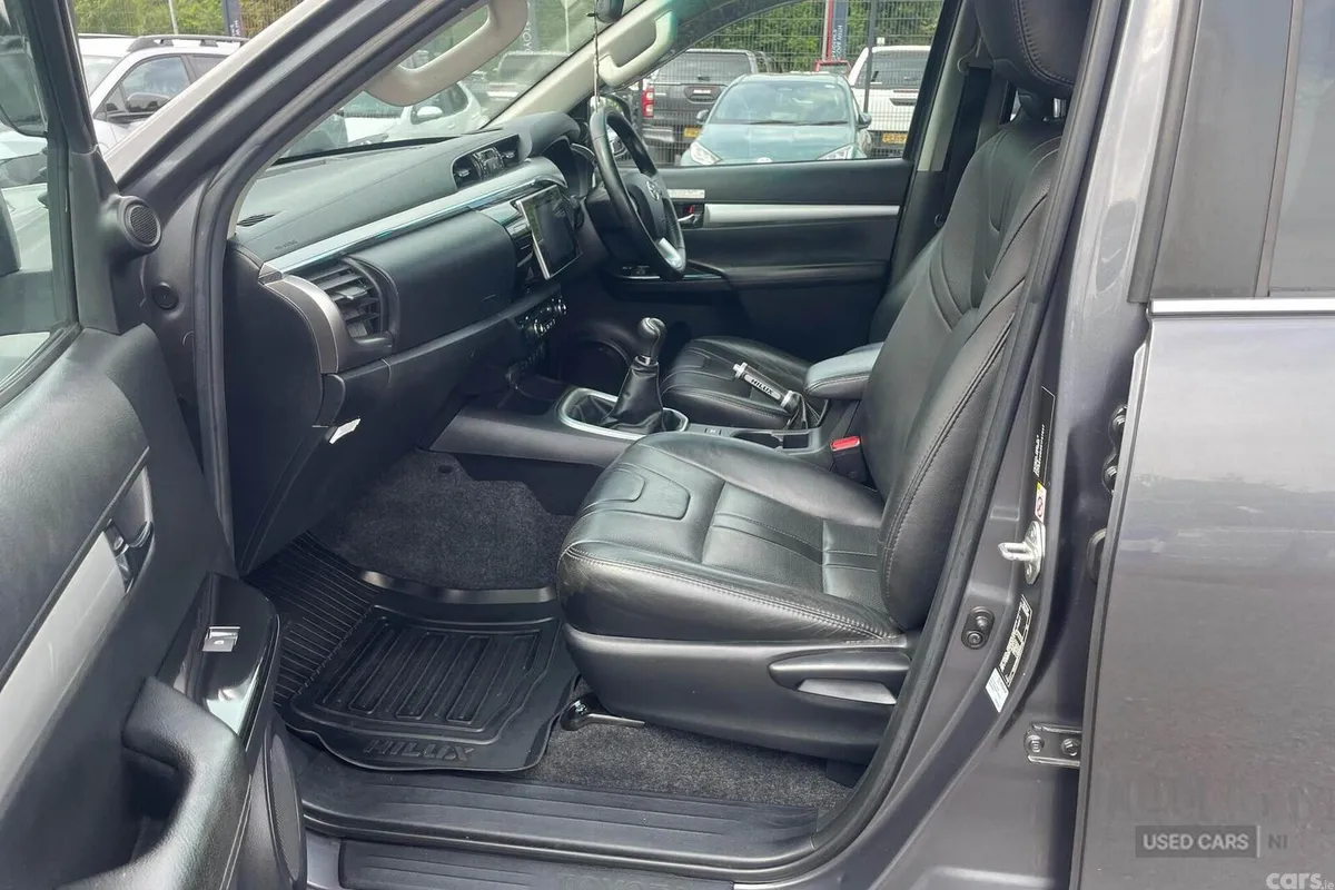Toyota Hilux , Diesel, 2019, Grey