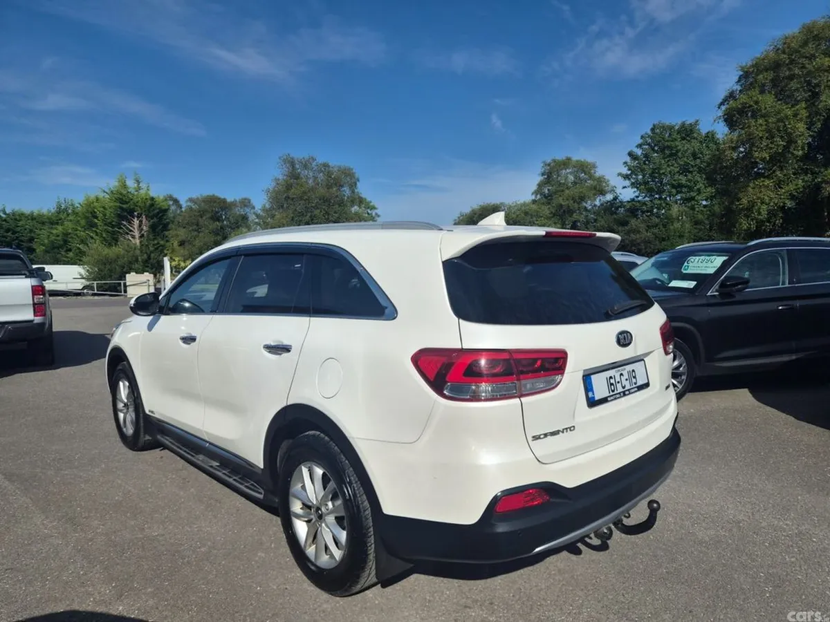 Kia Sorento Estate, Diesel, 2016, White