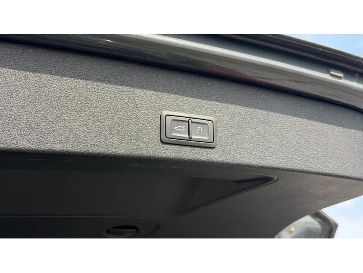 Audi Q2 SUV, Petrol, 2018, Grey