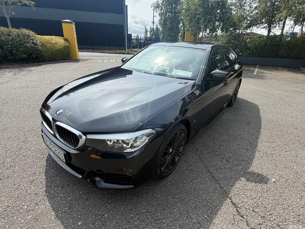 BMW 5-Series Saloon, Petrol Plug-in Hybrid, 2018, Black