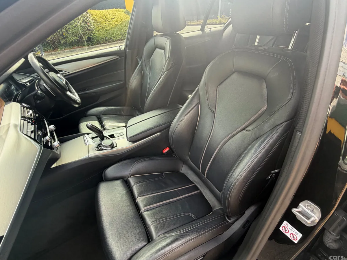 BMW 5-Series Saloon, Petrol Plug-in Hybrid, 2018, Black