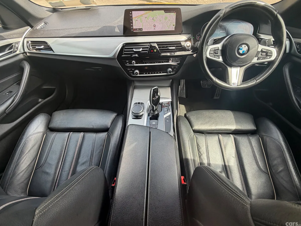 BMW 5-Series Saloon, Petrol Plug-in Hybrid, 2018, Black