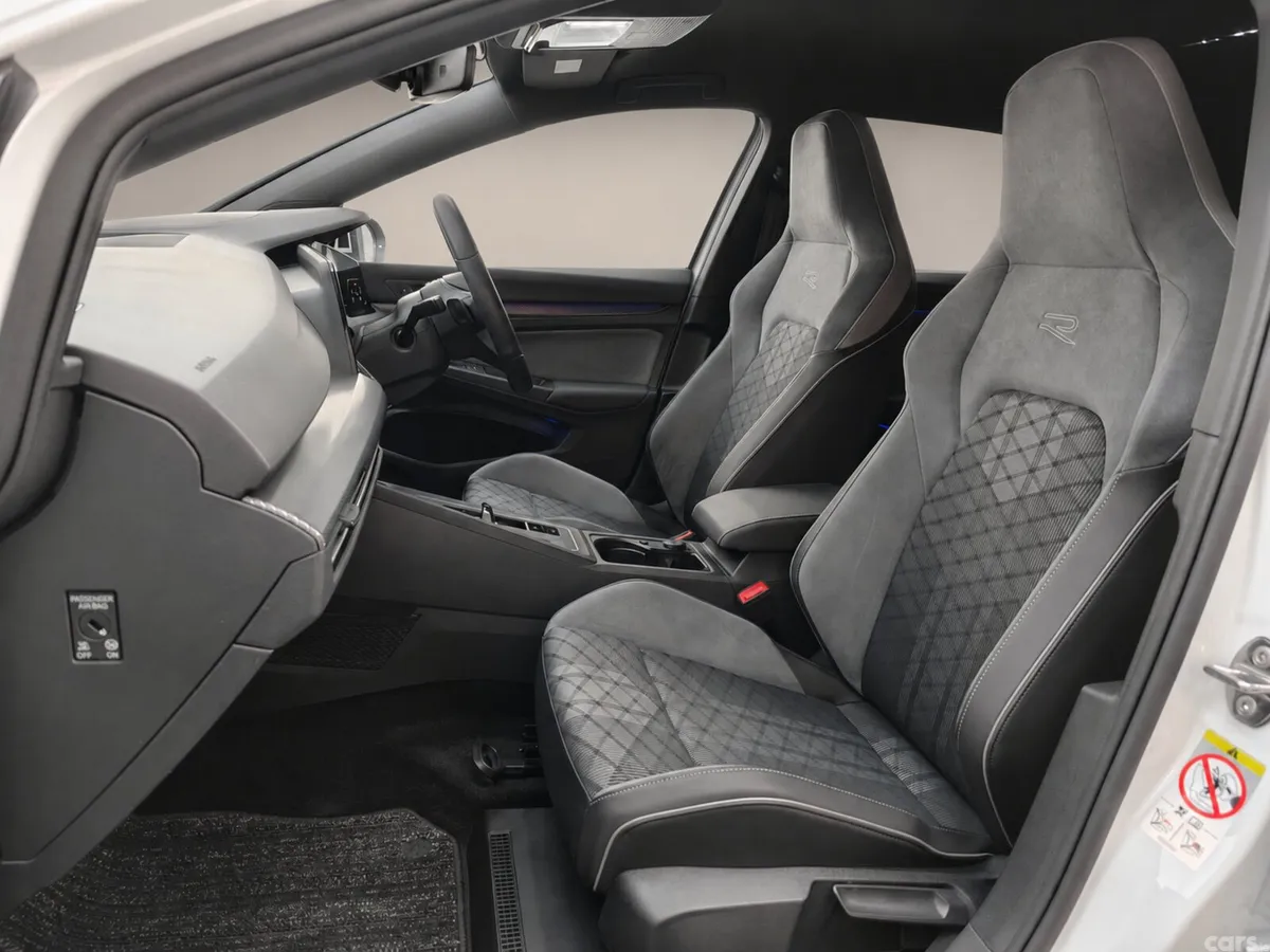 Volkswagen Golf Hatchback, Petrol, 2021, White