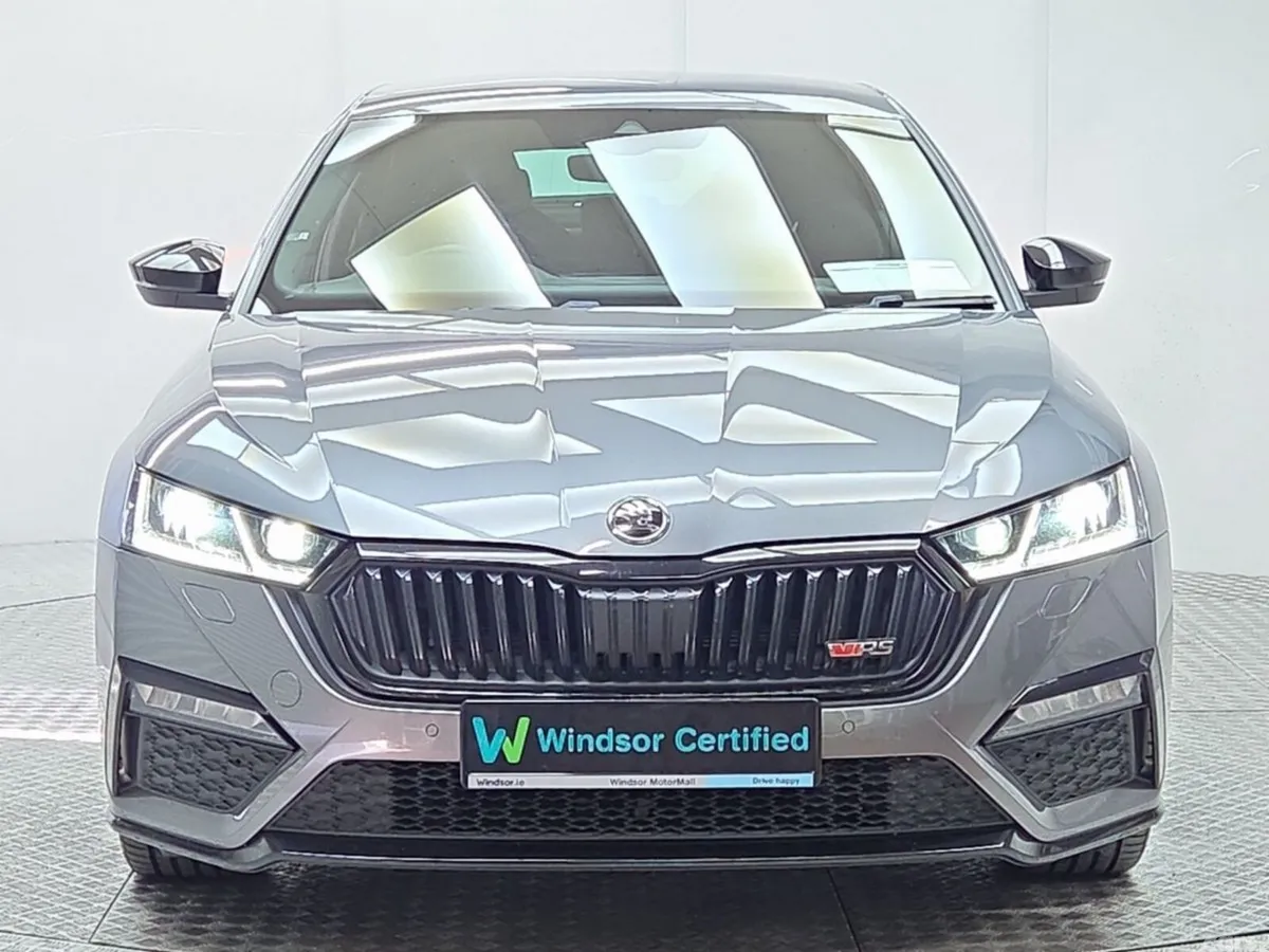 Skoda Octavia Saloon, Petrol Plug-in Hybrid, 2023, Grey