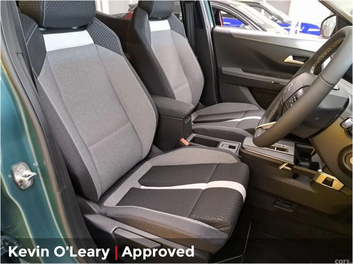 Opel Frontera SUV, Petrol Hybrid, 2026, Green