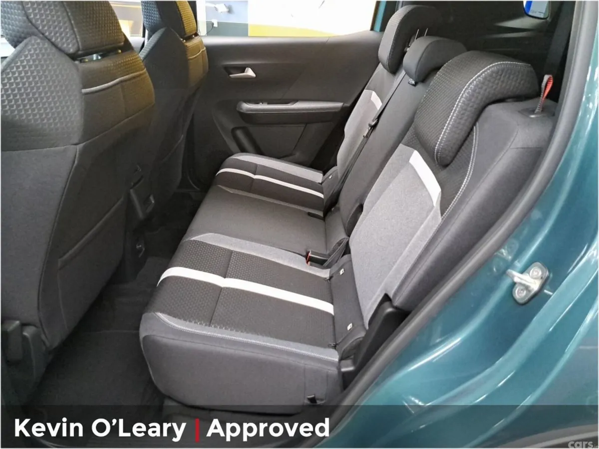 Opel Frontera SUV, Petrol Hybrid, 2026, Green