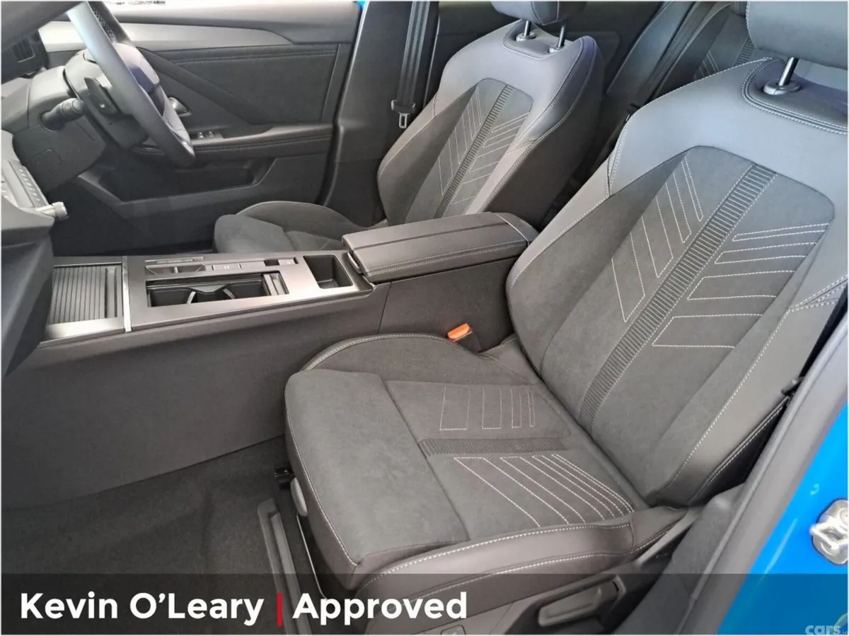 Opel Astra Hatchback, Petrol Hybrid, 2026, Blue