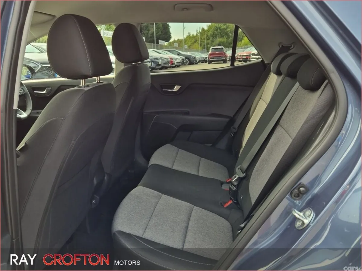Kia Stonic Estate, Petrol, 2025, Blue