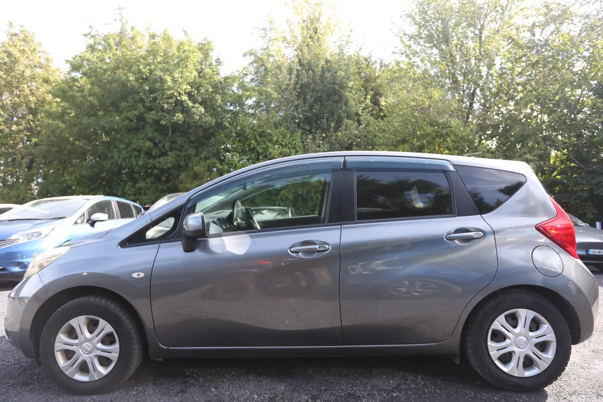 Nissan Note Hatchback, Petrol, 2013, Grey